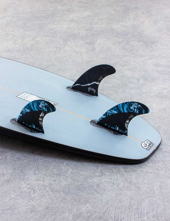 FCS II Matt Biolos PC Carbon Tri Fin Medium - Blue