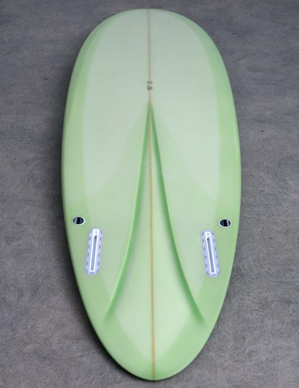 Love Machine FM surfboard 6ft 6 Futures FCS - Full Green Tint