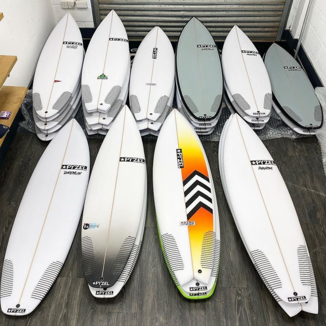 Pyzel Gremlin surfboard 6ft 0 FCS II - White