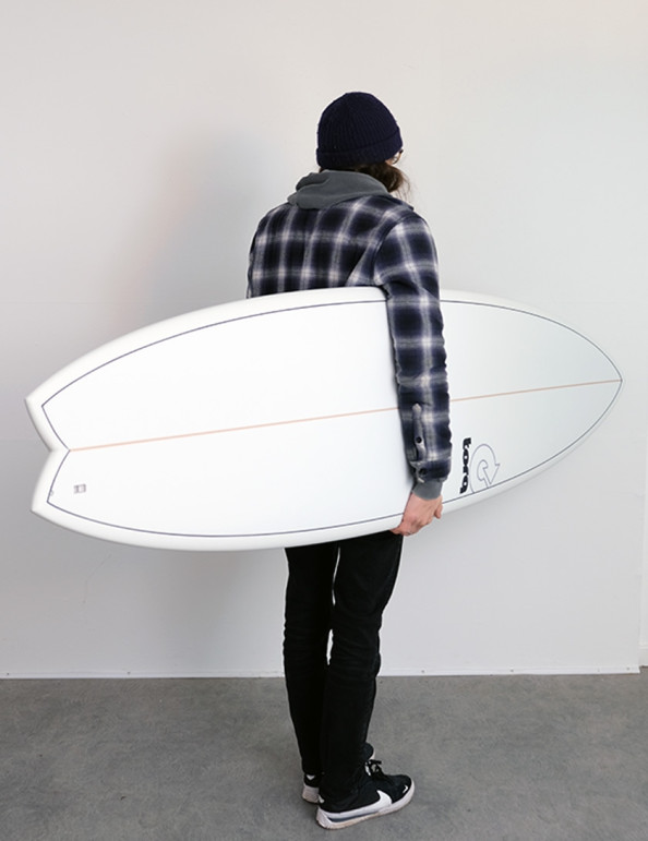 Torq Mod Fish surfboard 6ft 3 Package - White/Pinline