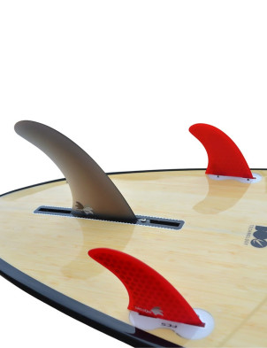 Circle One Fibreglass 6" Single fin + FCS side bites - Smoke/Red