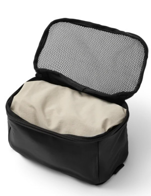 Db Essential Packing Cube Small - Black Out