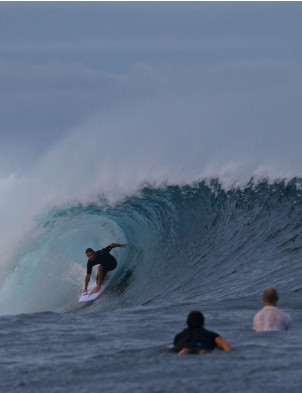 Firewire Ibolic 2.0 Mindcraft Surfboard 5ft 9 Futures - White