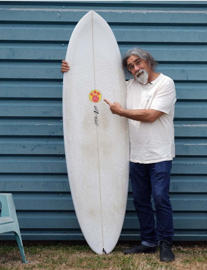 Maurice Cole RV Red Dingo Surfboard 7ft 0 Futures - White