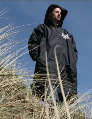 Northcore Beach Basha Pro 4 Chaging Robe - Black