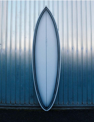 Pukas Space Oddity Surfboard 7ft 2 FCS II - Spray