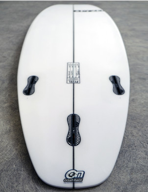 Pyzel Highline surfboard 6ft 4 FCS II - White