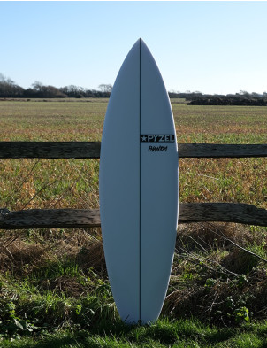 Pyzel Phantom surfboard 5ft 8 Futures - White