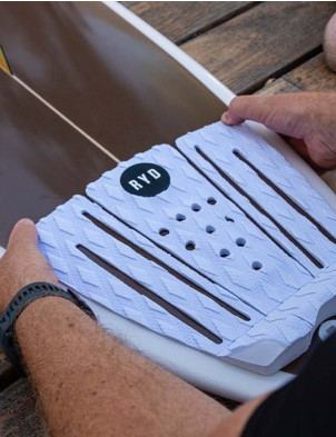 RYD Good Vibes Tail Pad - White