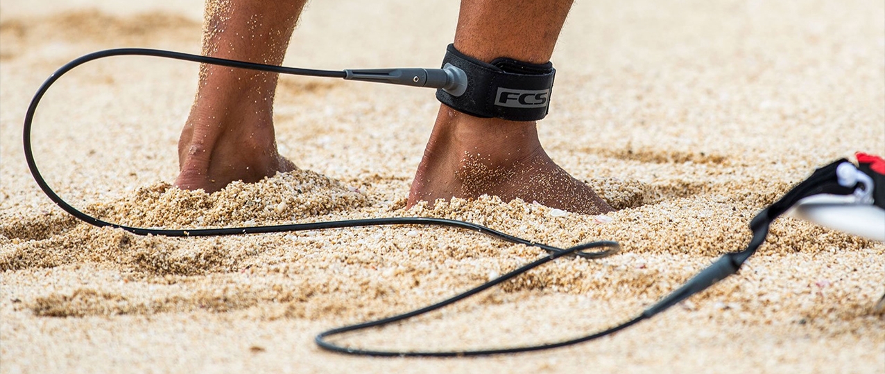 Top 10 Surfboard Leashes [New For 2020]